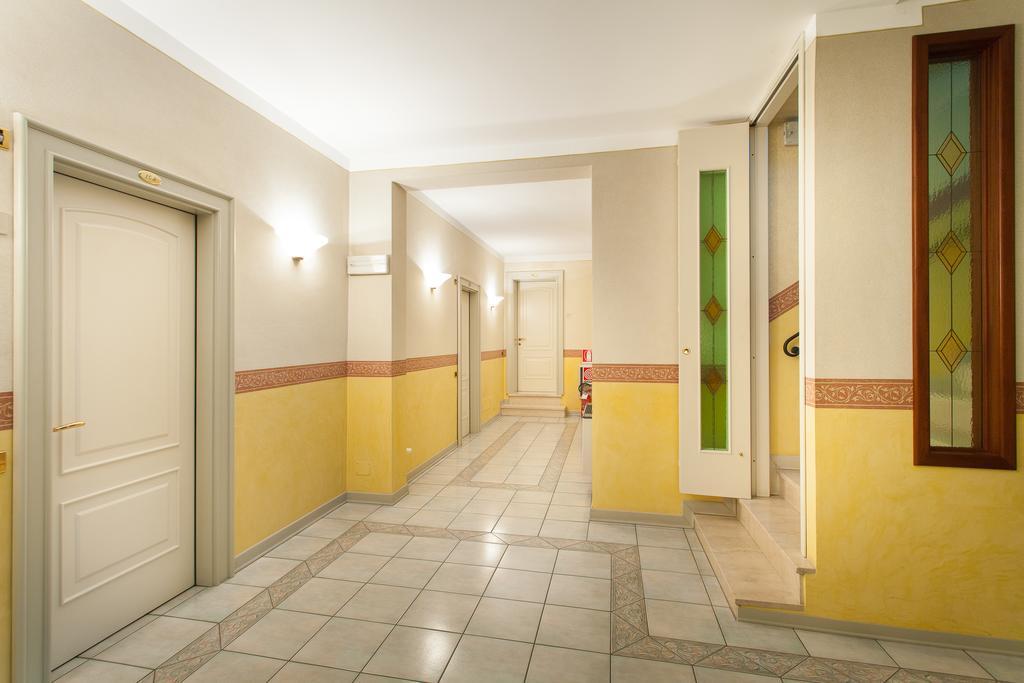Hotel Gambara Extérieur photo
