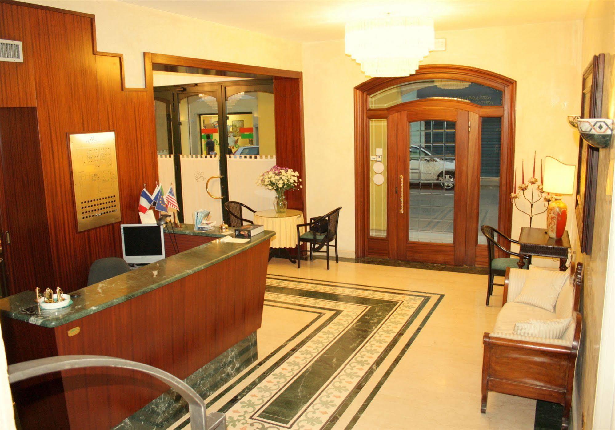 Hotel Gambara Extérieur photo